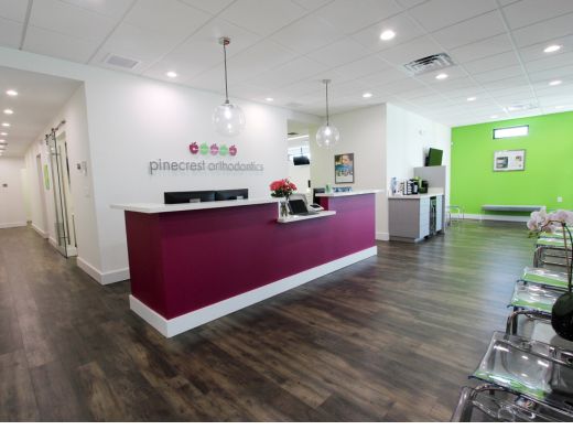 Pinecrest Orthodontics Front Desk 520x390